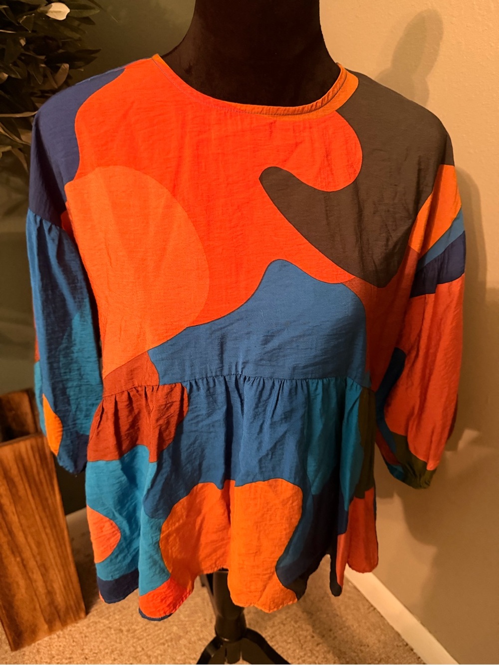Abstract Colorblock Peplum Tunic in Orange & Blue